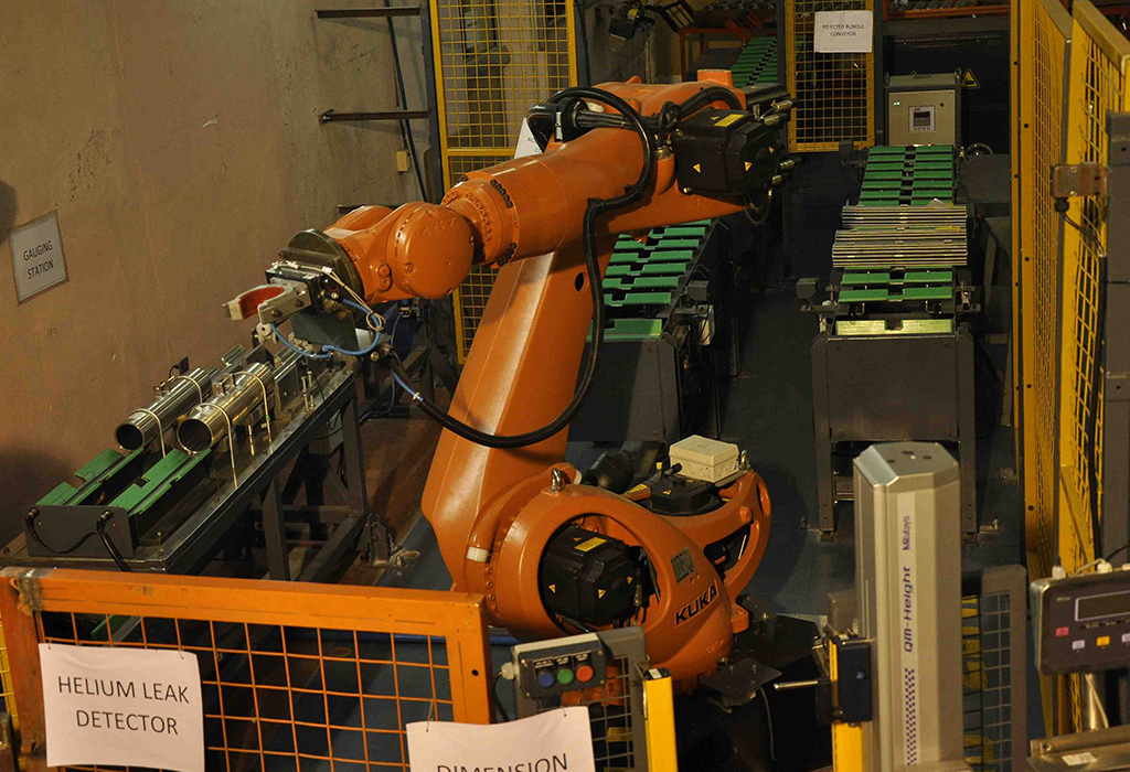 Automatic PHWR Fuel Bundle Inspection System