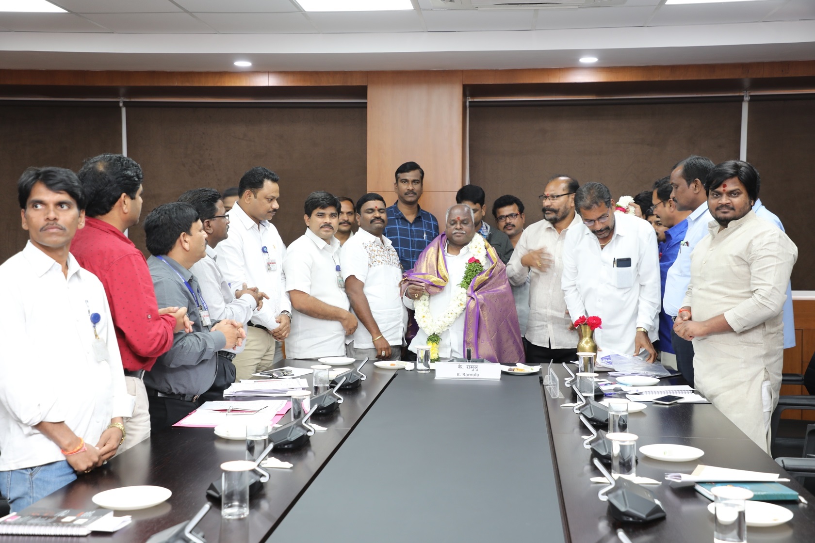 Felicitation to Hon’ble Member by NFCSTEWA