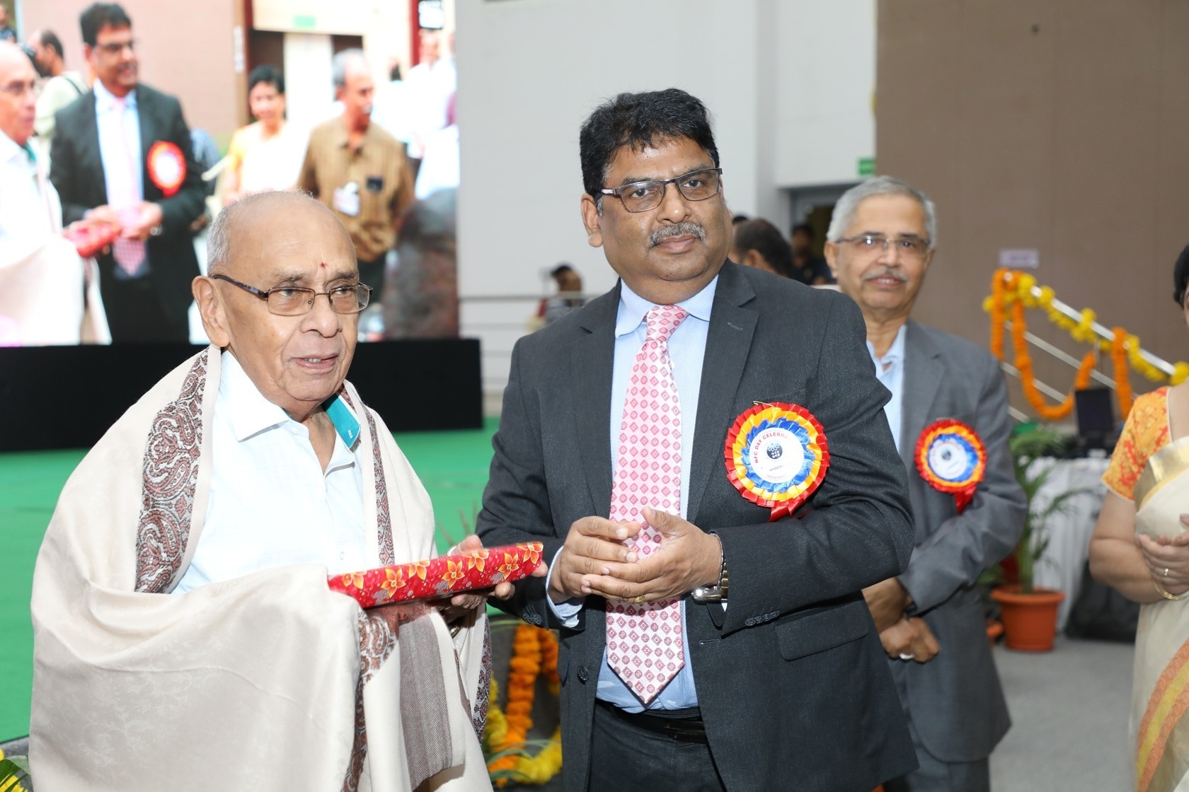 Felicitation to Shri K. Balaramamoorthy, Former CE, NFC