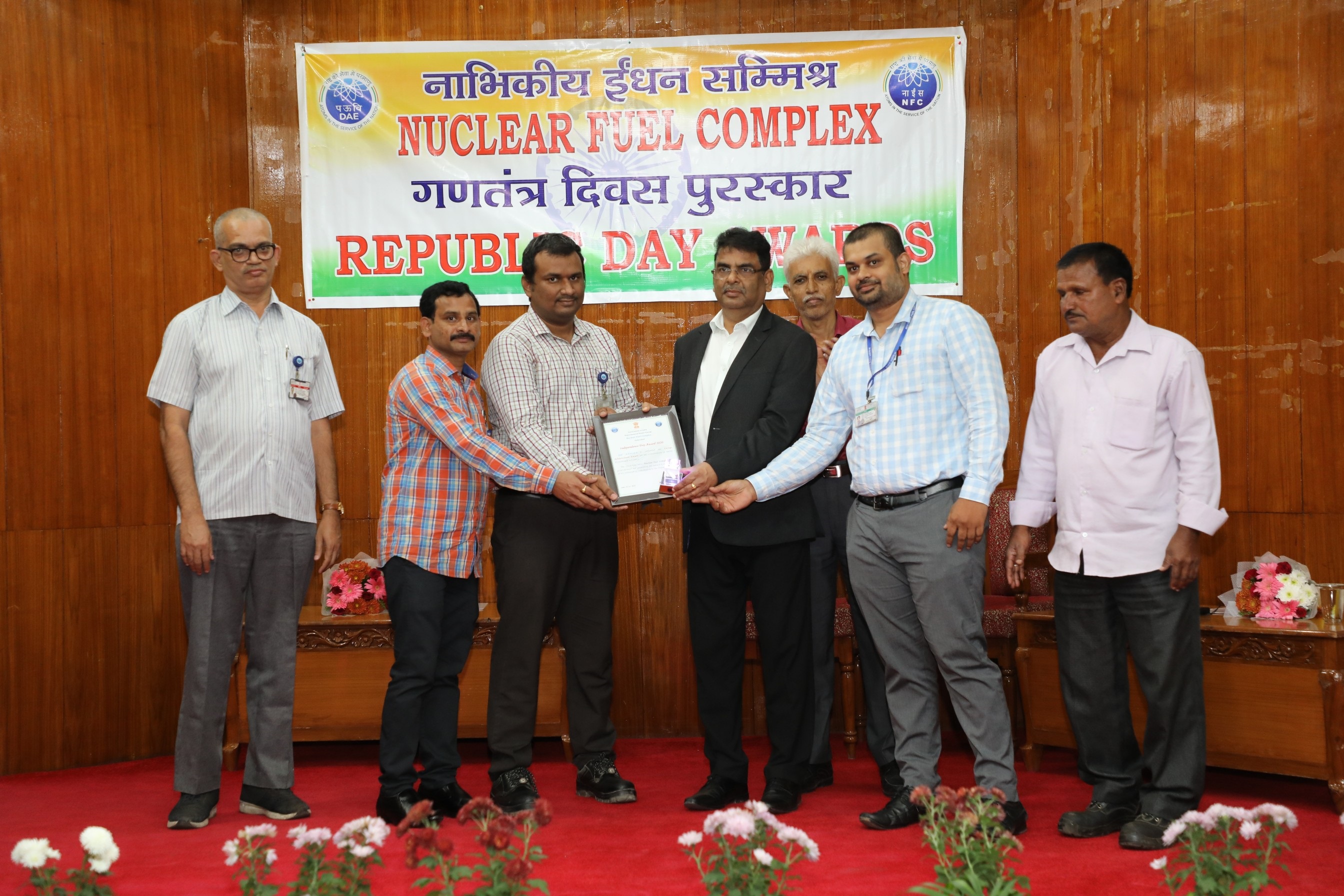 Group Award presenting for “Implementation of Safety Promotional Activities” to Safety section.