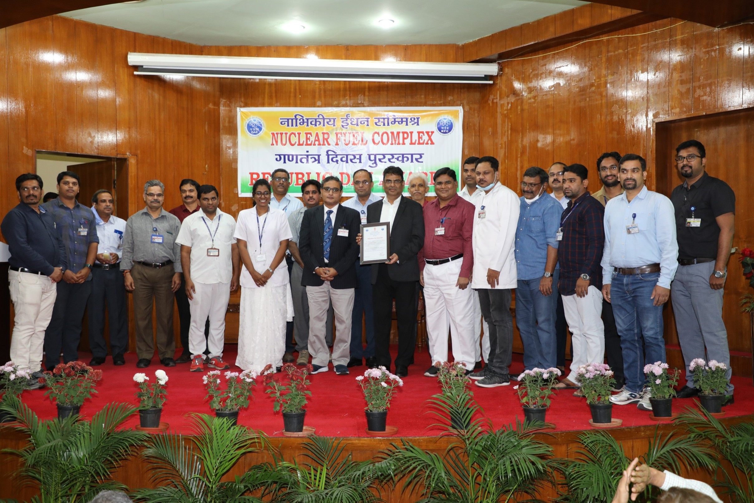 Special Group Award presenting for” Implementation of preventive measures during Covid-19 pandemic” to Medical, CED, Control Lab, Admin, HRPU and CE’s office.