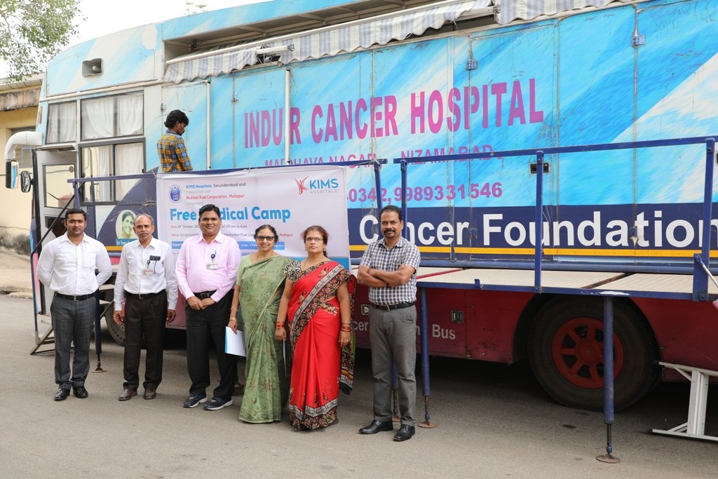 Sri G.Prasada Rao, EA to CE NFC Inaugurating the mammography  mobile van.